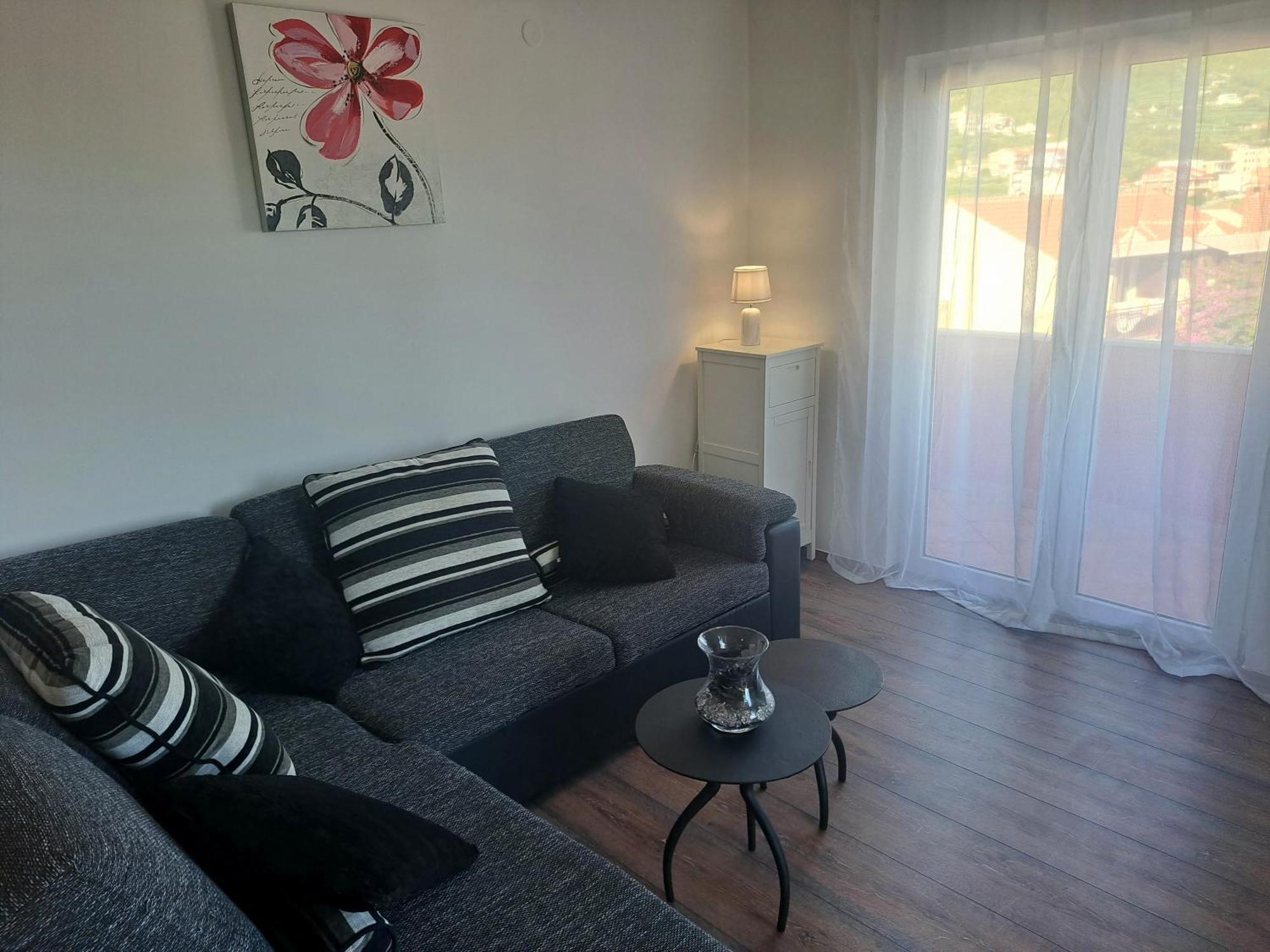 Lifestyle Apartment Подстрана Экстерьер фото